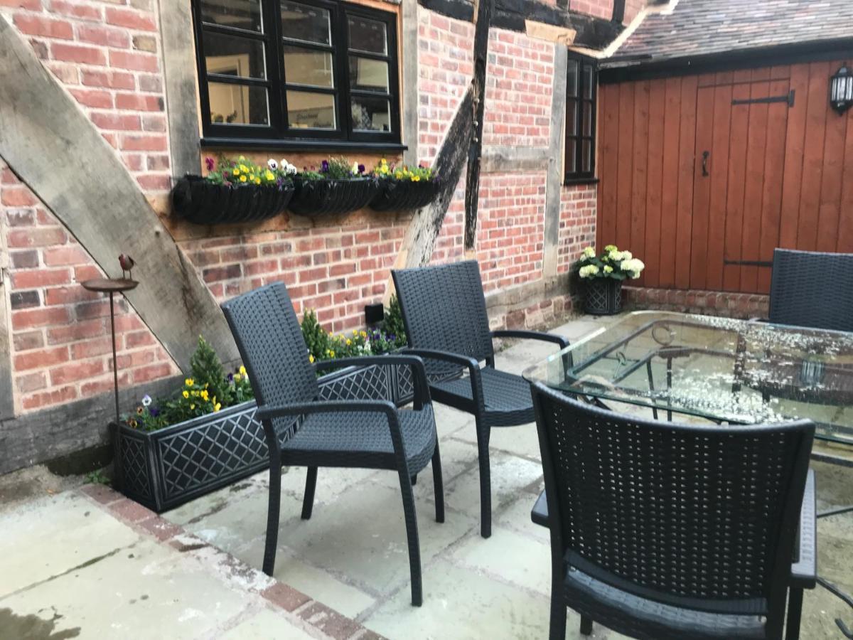 "Wesley House" Historic Home In Town Centre With Parking شروزبري المظهر الخارجي الصورة
